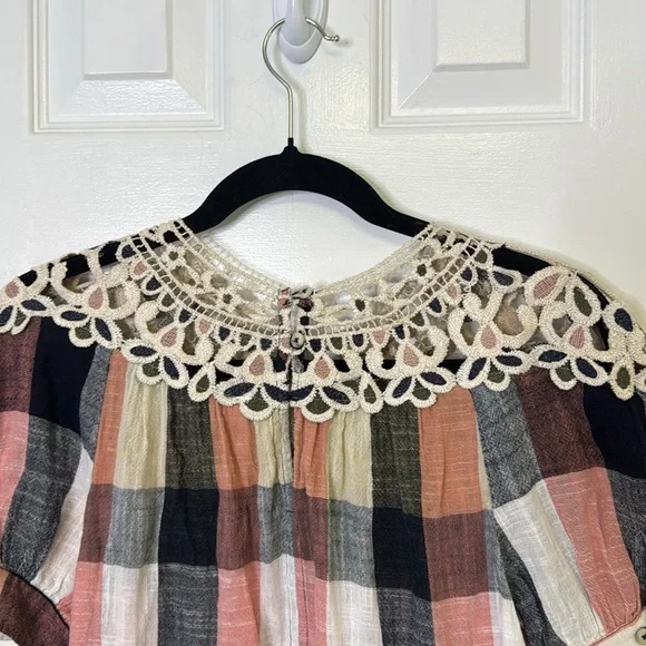 Anthropologie Pink and Black Puff Sleeve Blouse with Bib Collar - Picture 9 of 13